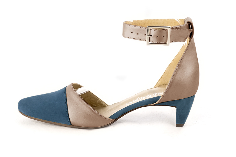 Peacock blue and tan beige women's open side shoes, with a strap around the ankle. Round toe. Low comma heels. Profile view - Florence KOOIJMAN